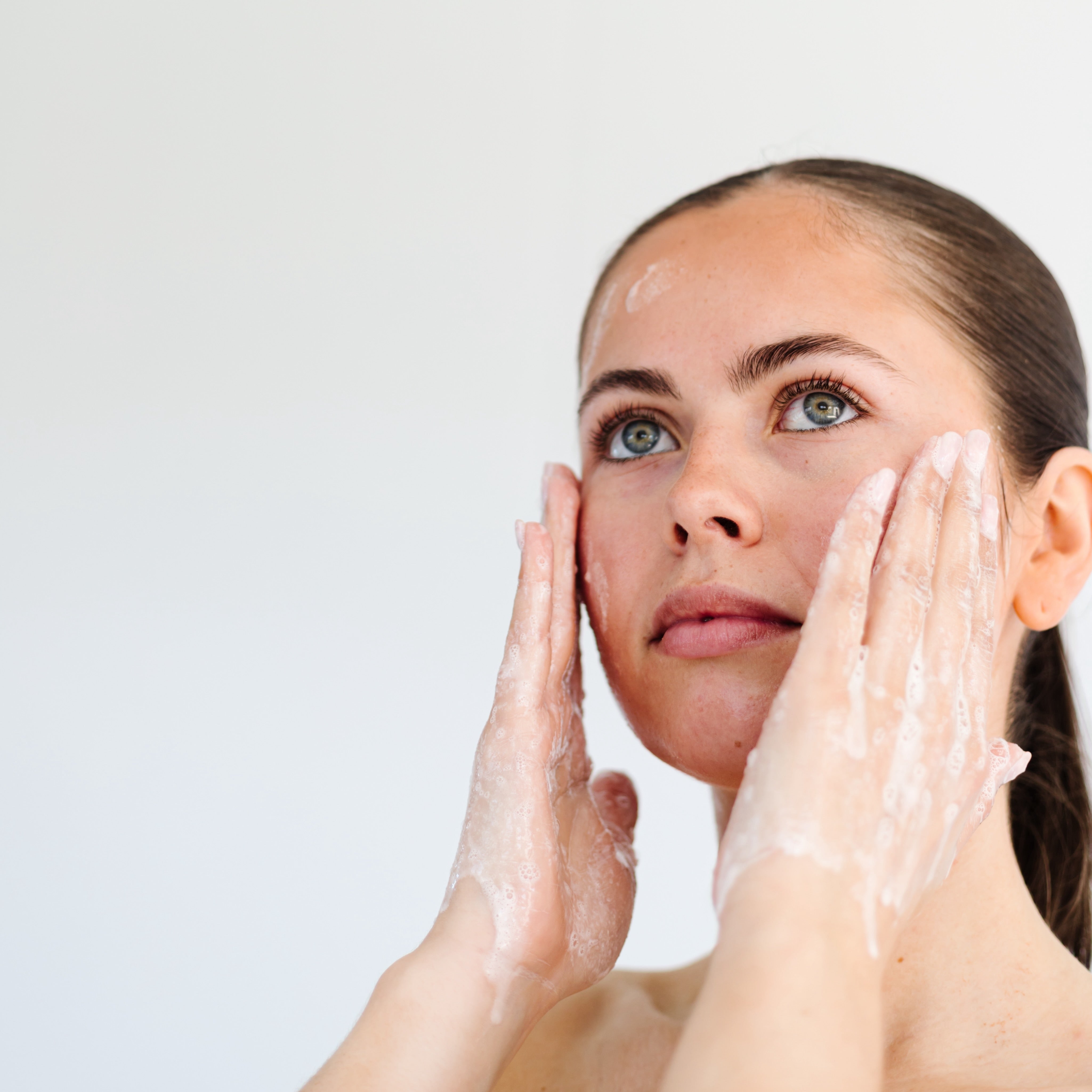 Cleansing Mitt